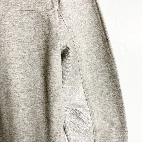 Mossimo - Women’s Silver Metallic Crew Neck Sweatshirt Pullover Jumper - Sz. M - Picture 4 of 5